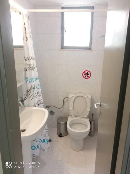 Lemon - Happyhostgr - Downtown Apartment فولوس المظهر الخارجي الصورة